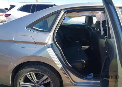 2024 Volkswagen Jetta 1.5T Se из США, поврежденный, VIN 3VW7M7BU1RM018106